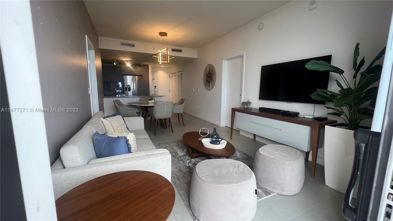 5350 PARK CONDO - Residential Lease