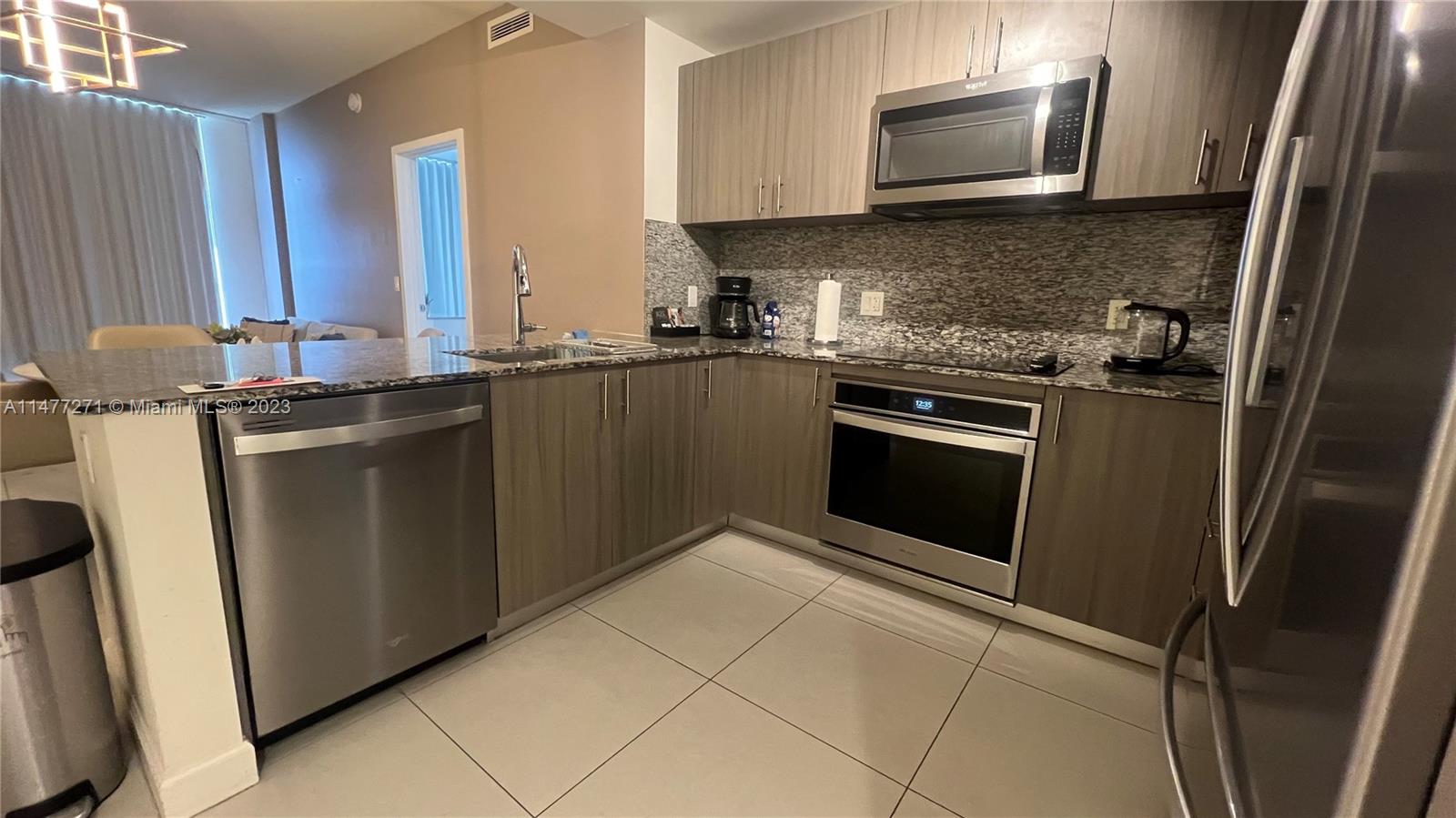 5350 PARK CONDO - Residential Lease