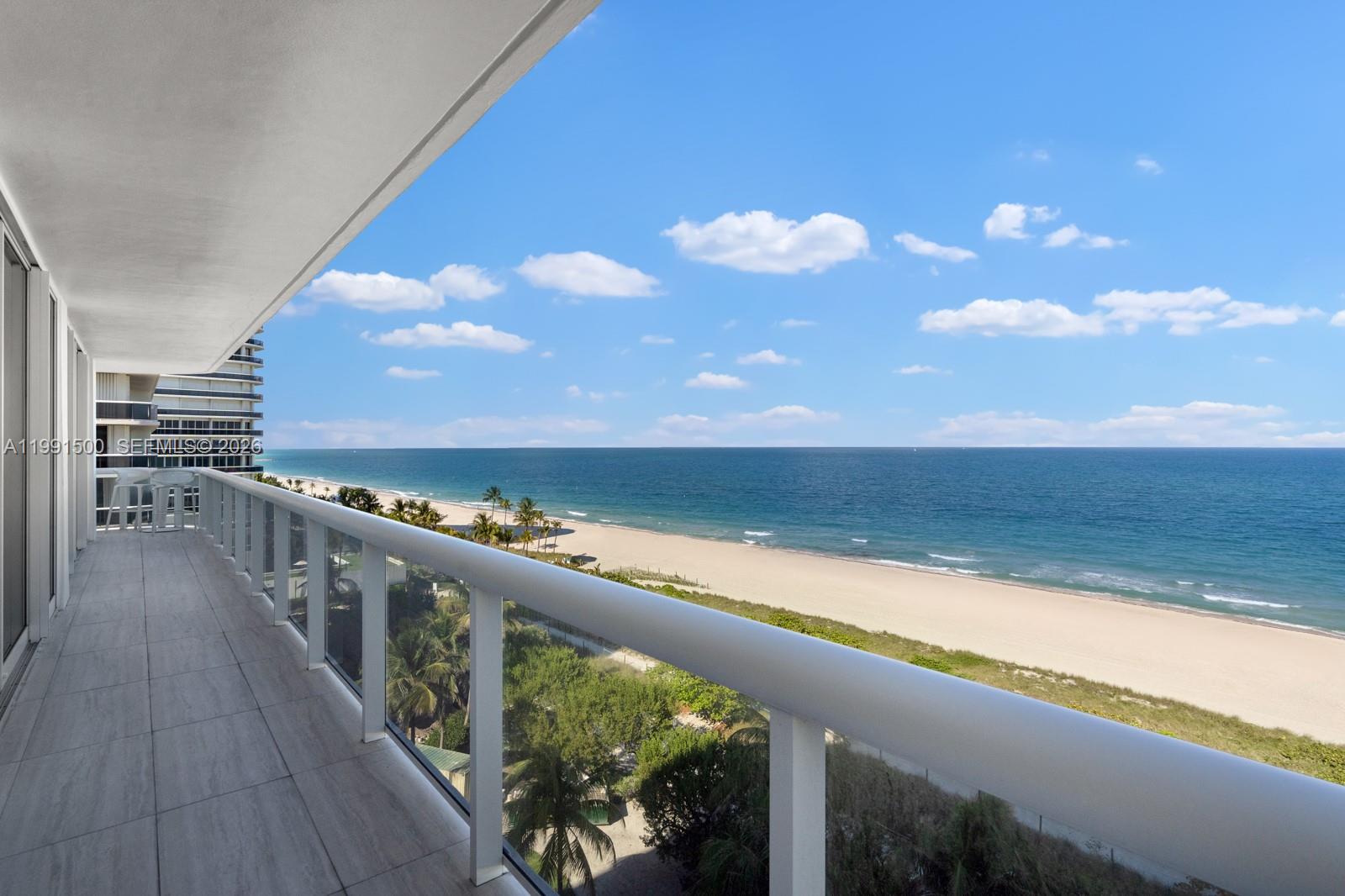 SOLIMAR CONDO - Residential