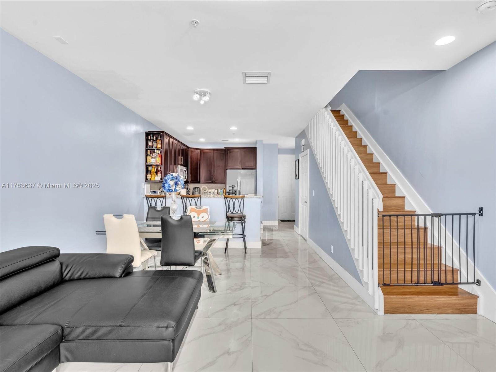 GEORGETOWN - Residential