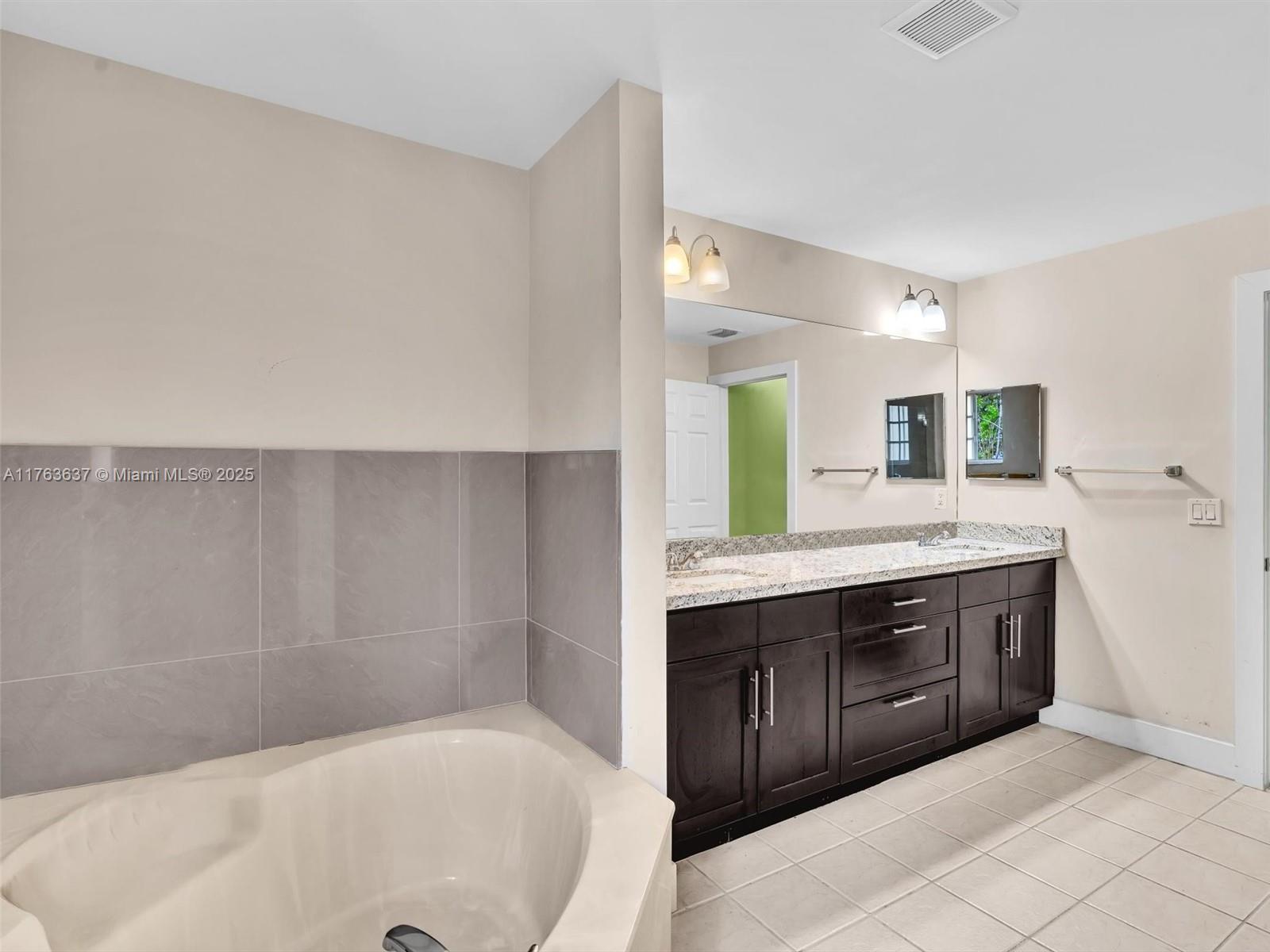 GEORGETOWN - Residential
