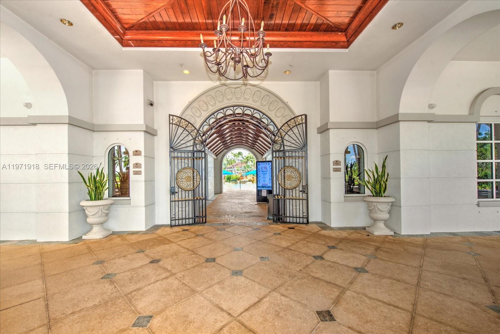 WHISPER TRACE - Residential