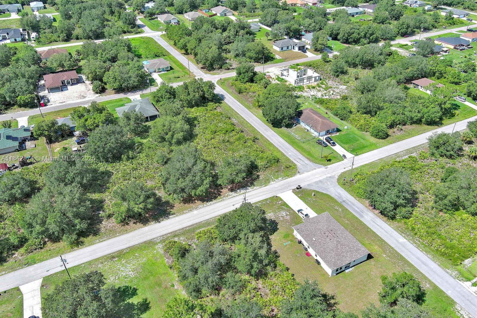 LEHIGH ACRES - Land