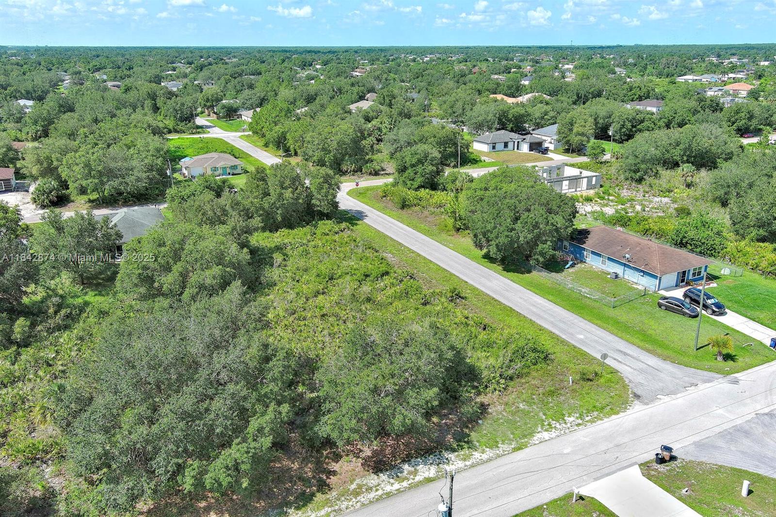 LEHIGH ACRES - Land