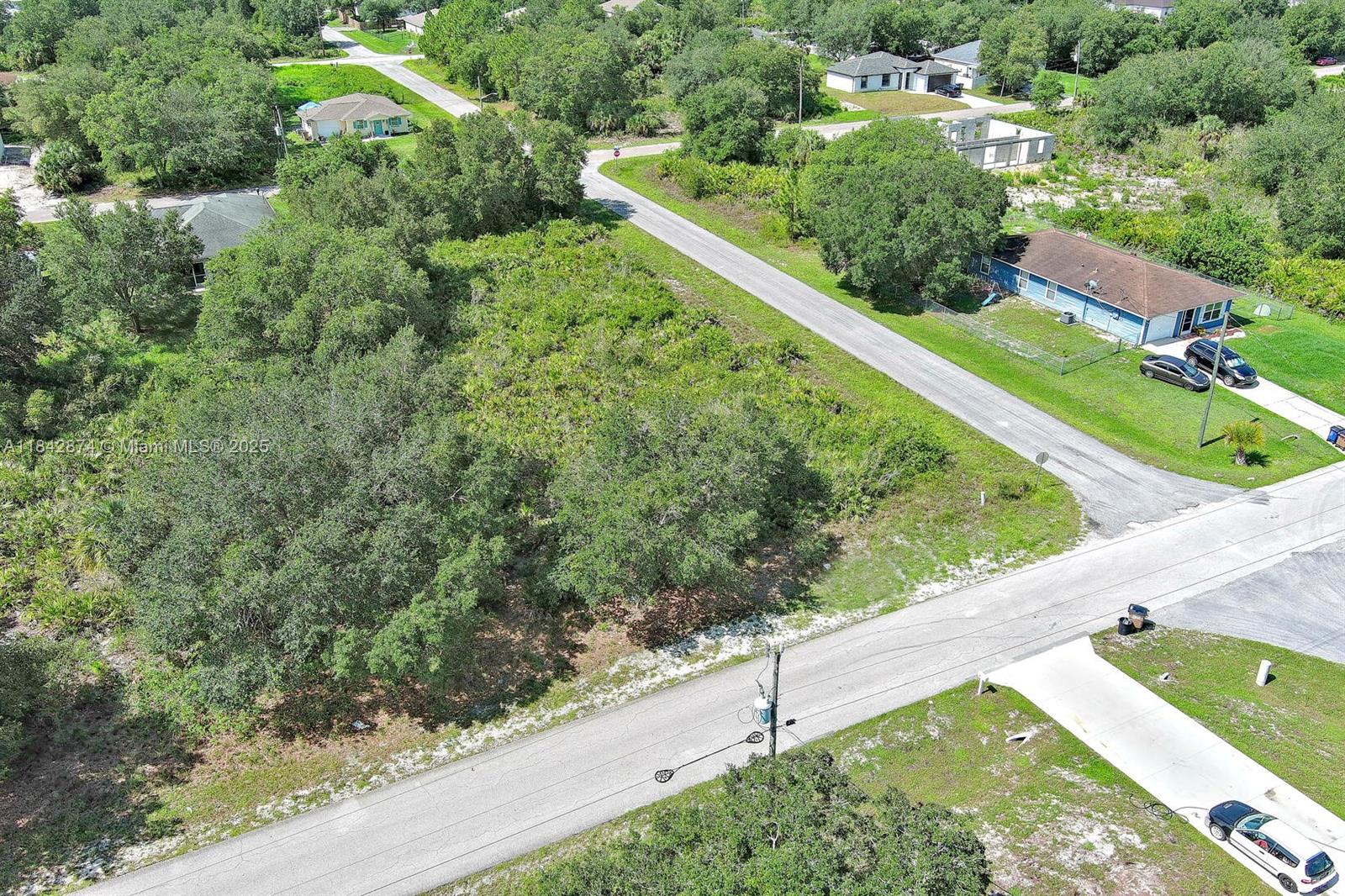 LEHIGH ACRES - Land