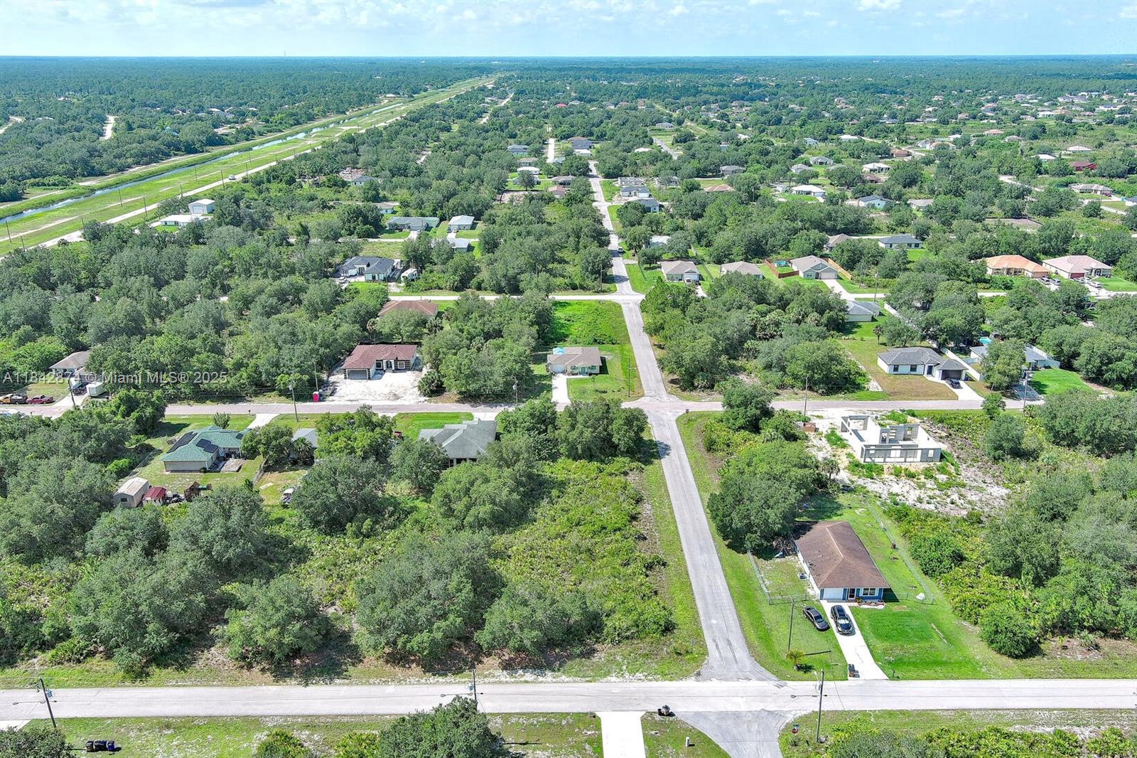 LEHIGH ACRES - Land