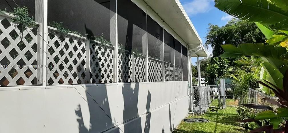 GATEWAY WEST CONDO - Residential Lease