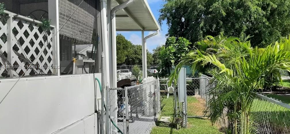 GATEWAY WEST CONDO - Residential Lease