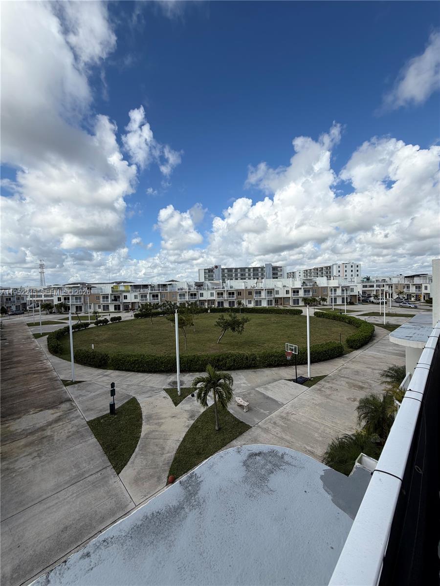 PARADISE GARDENS - Residential