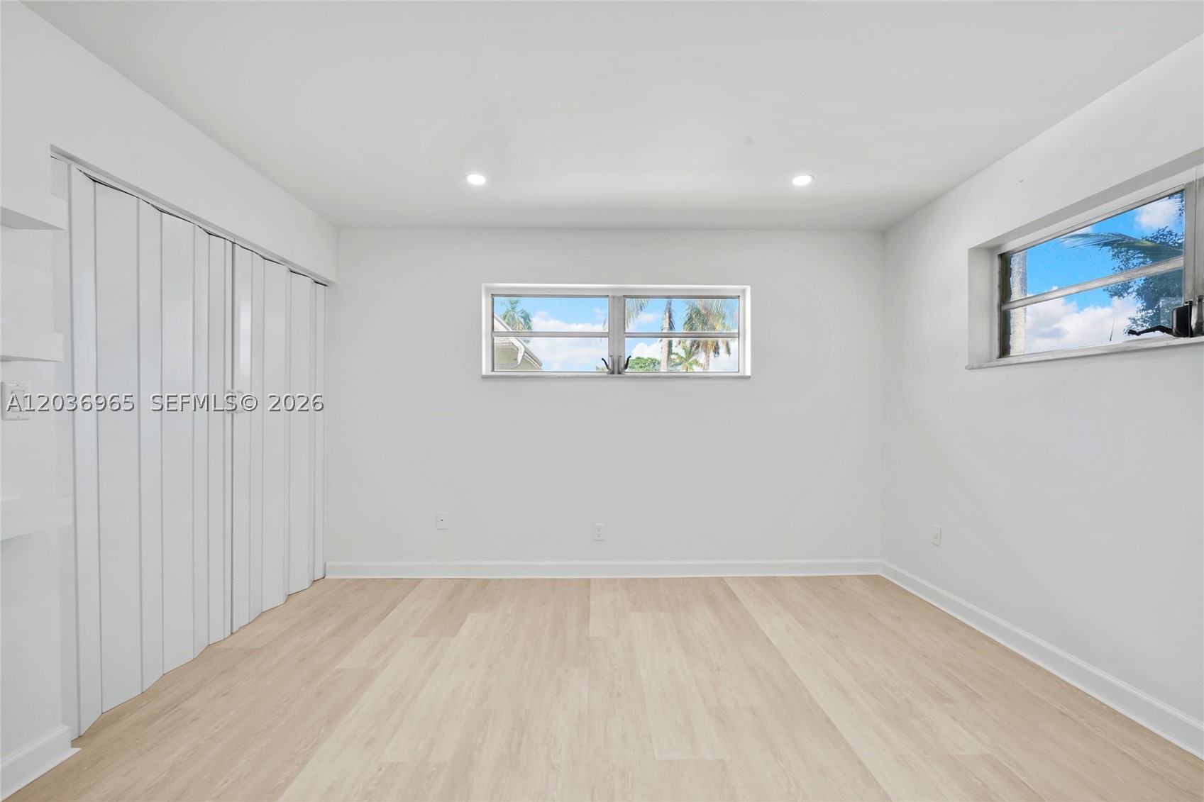 III DELWOOD WEST CONDO - Residential Lease
