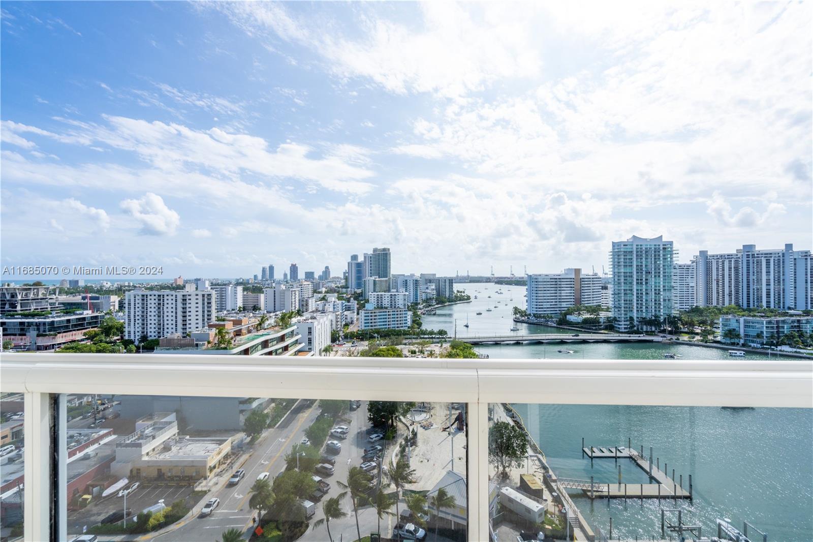 SUNSET HARBOUR SOUTH COND - Residential