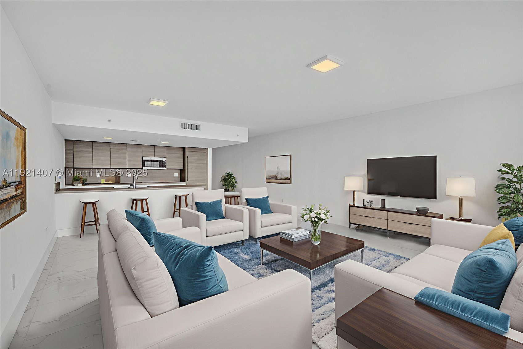 400 SUNNY ISLES CONDO EAST - Residential