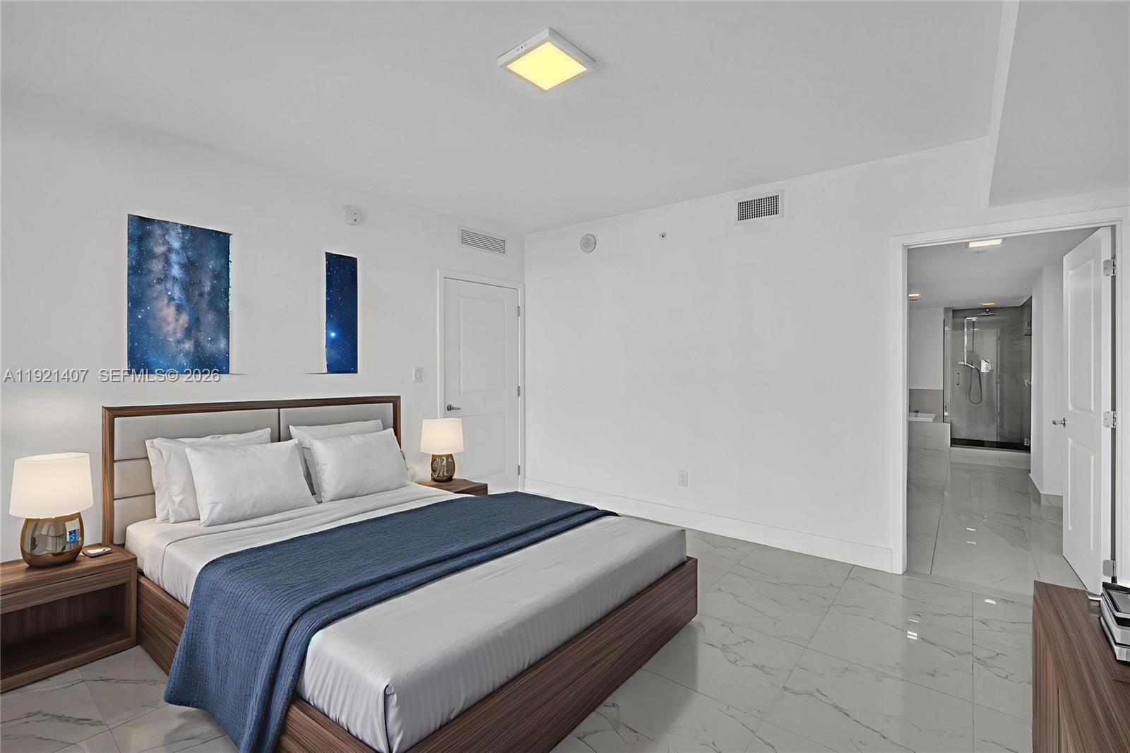 400 SUNNY ISLES CONDO EAST - Residential