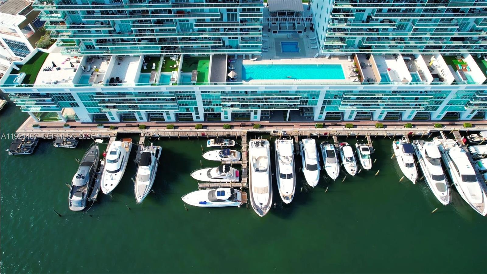 400 SUNNY ISLES CONDO EAST - Residential