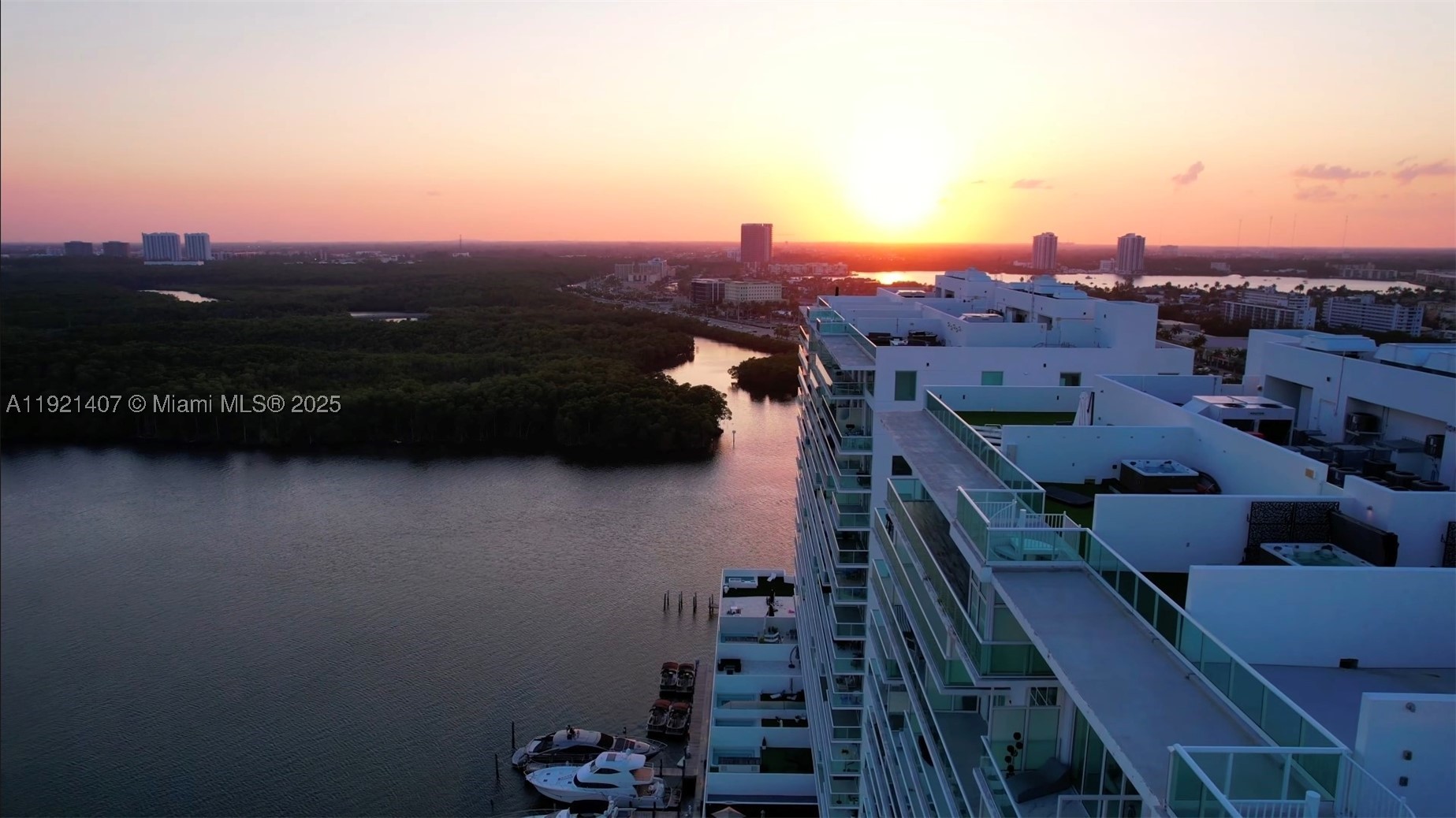 400 SUNNY ISLES CONDO EAST - Residential