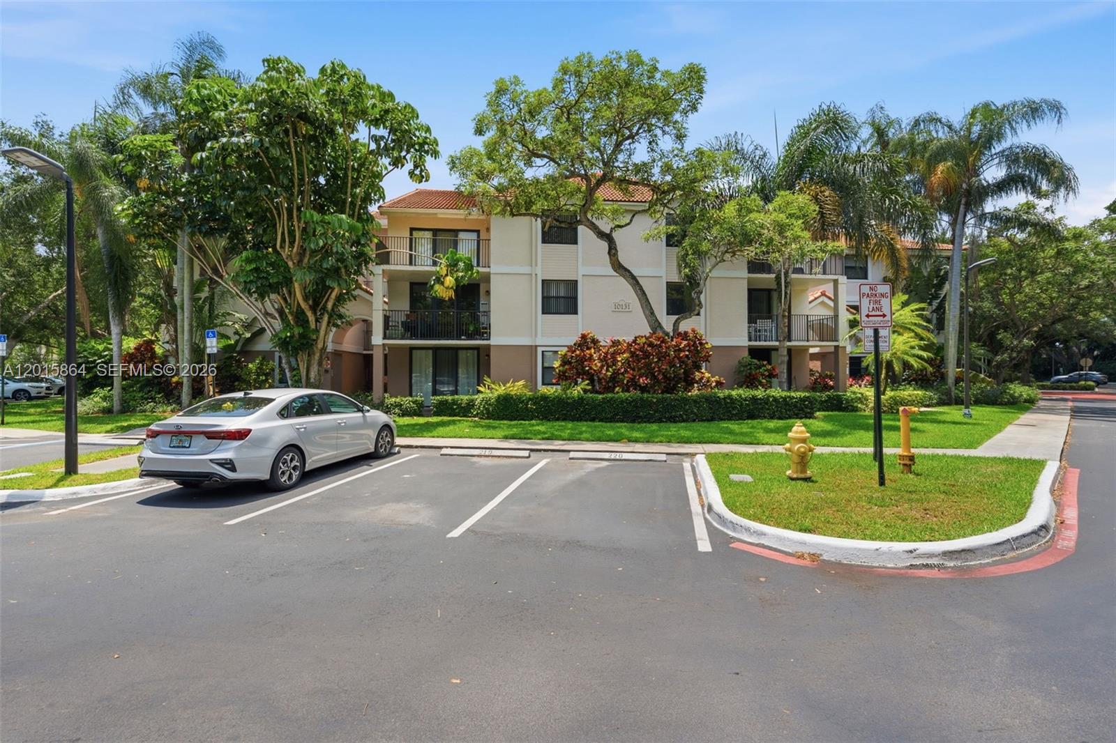 GRAND MARQUIS CONDO HOMES - Residential