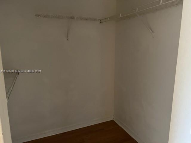 LA VIA CONDO - Residential Lease