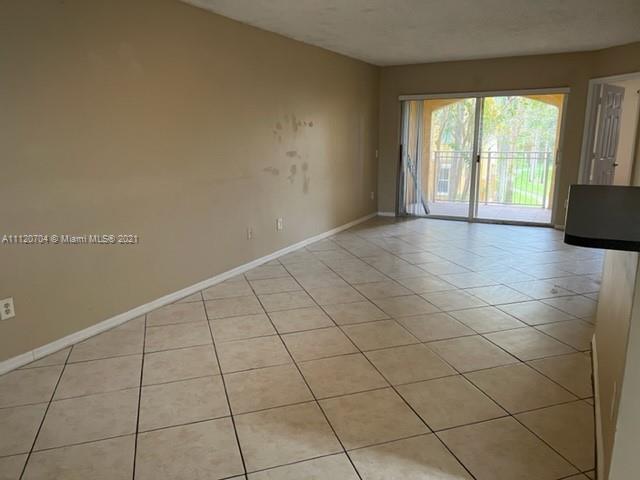 LA VIA CONDO - Residential Lease