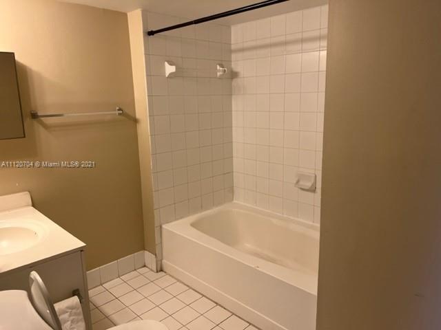 LA VIA CONDO - Residential Lease