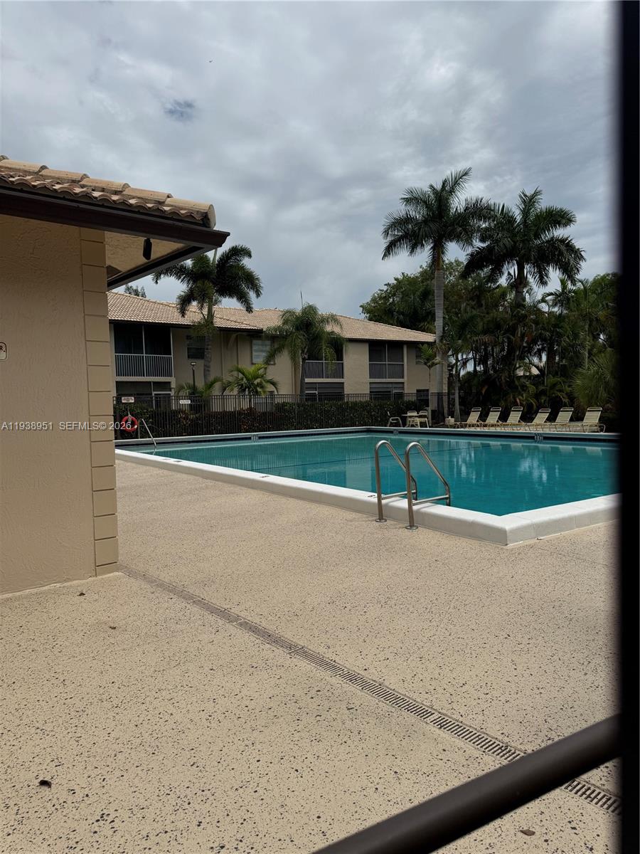 VIEWPOINTE CONDO - Residential