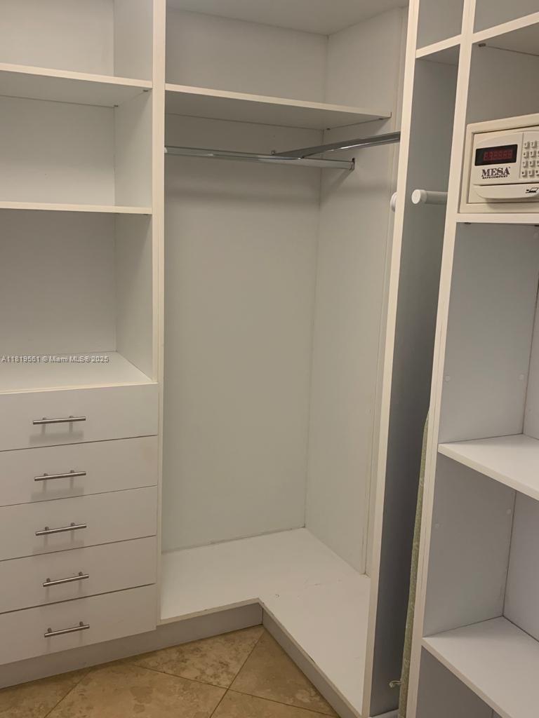 FORTUNE HOUSE CONDO - Residential Lease