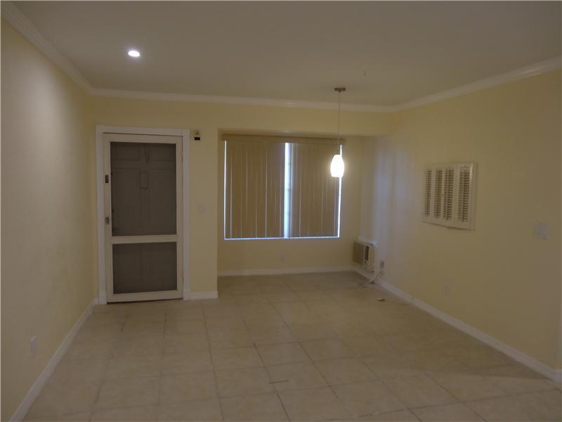 FLORAL PARK VILLAS NO 2 C - Residential Lease