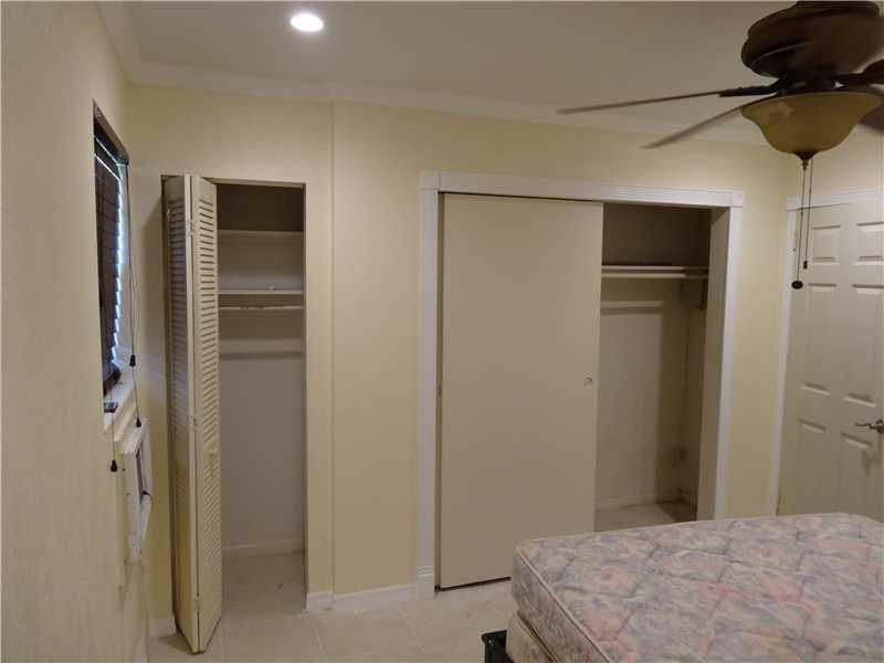 FLORAL PARK VILLAS NO 2 C - Residential Lease