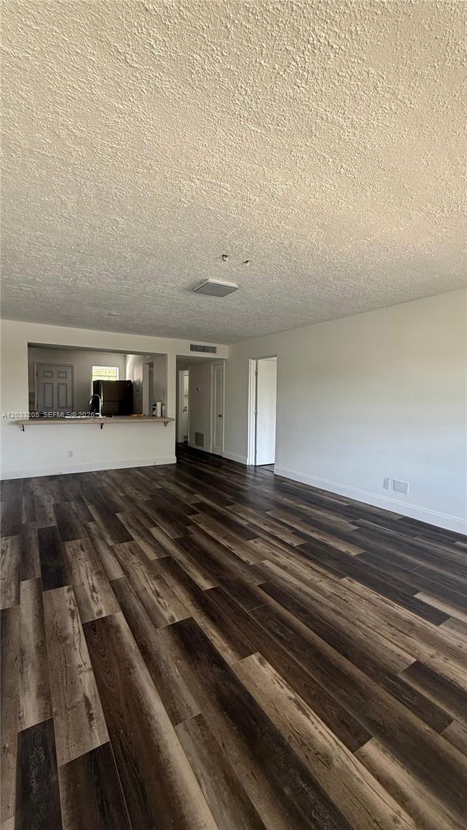 FOURTH HORIZONS CONDO - Residential