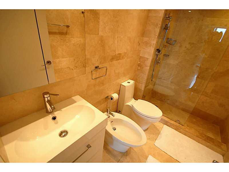 FLAMINGO SOUTH BEACH I CO - Residential Lease