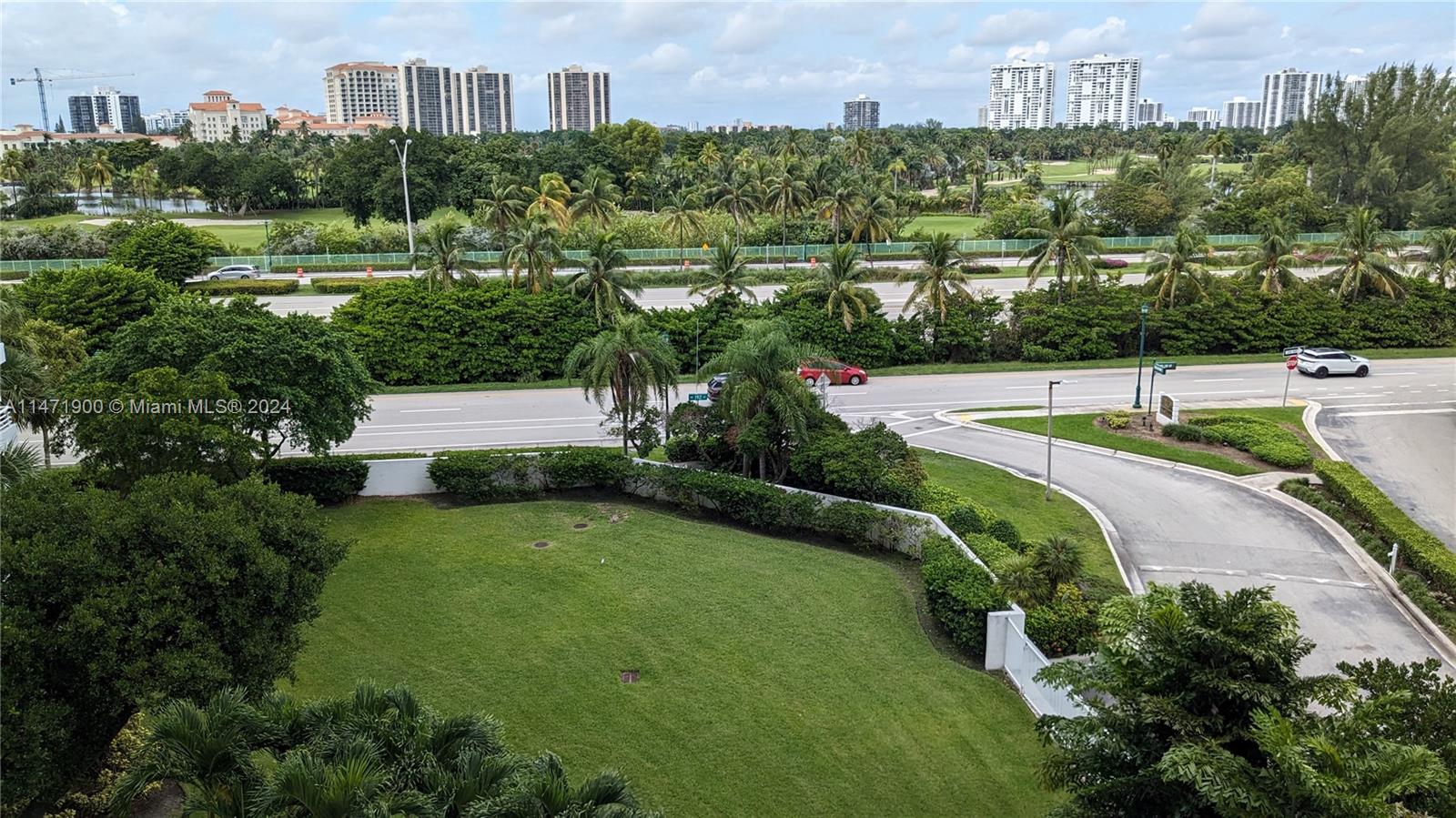 PARC CENTRAL AVENTURA EAS - Residential