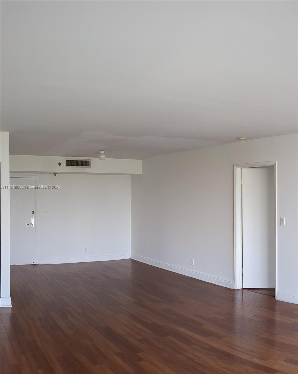 PARC CENTRAL AVENTURA EAS - Residential