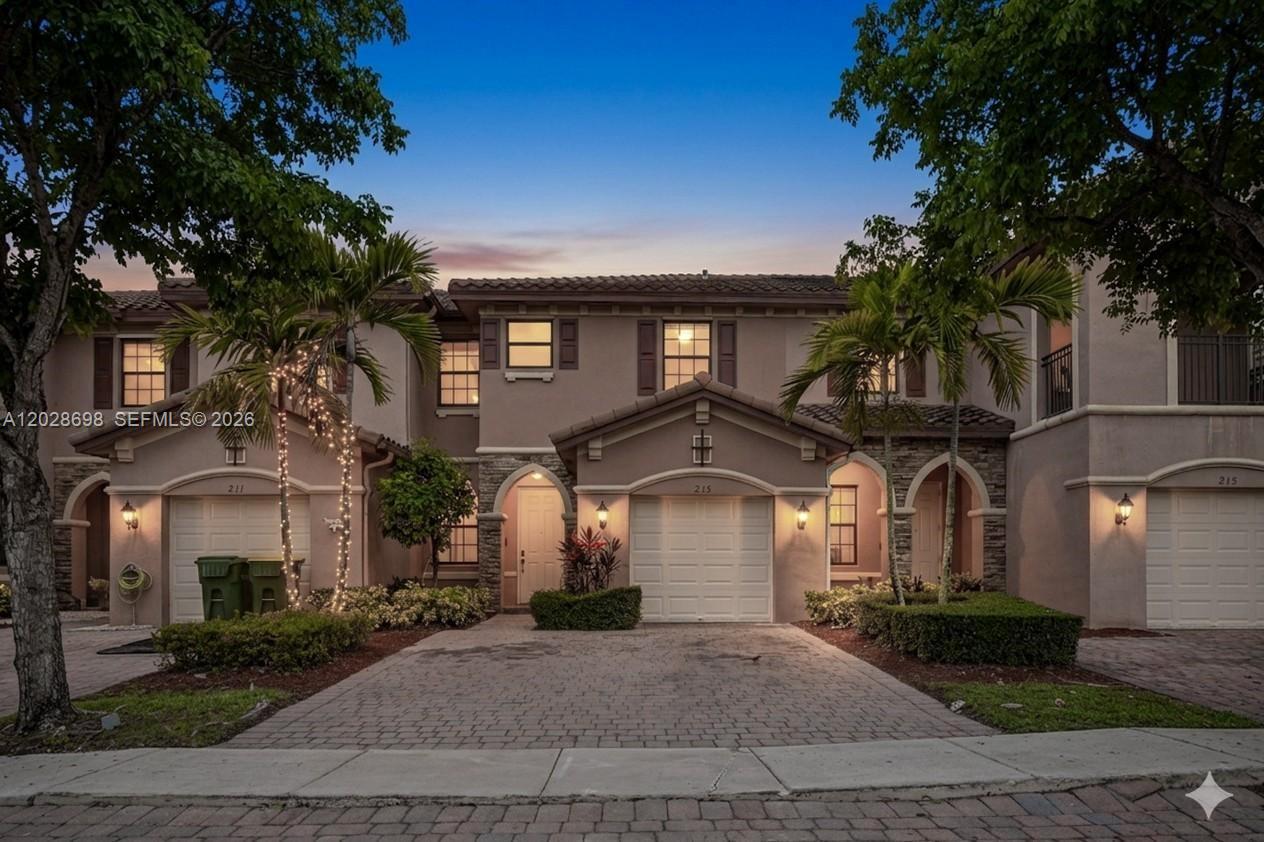 Welcome to this gorgeous townhome nestled in the sought-after community of The Vineyards! This home features a spacious layout with high ceilings, abundant natural light, and generous closet space throughout. Enjoy privacy and tranquility in the fenced backyard with no rear neighbors—perfect for relaxing or entertaining. Residents of this gated community enjoy resort-style amenities, including a clubhouse, sparkling swimming pool, fitness center, and children's play area. Conveniently located near shopping, dining, schools, and major roadways. Priced to sell quickly—don't miss this incredible opportunity!