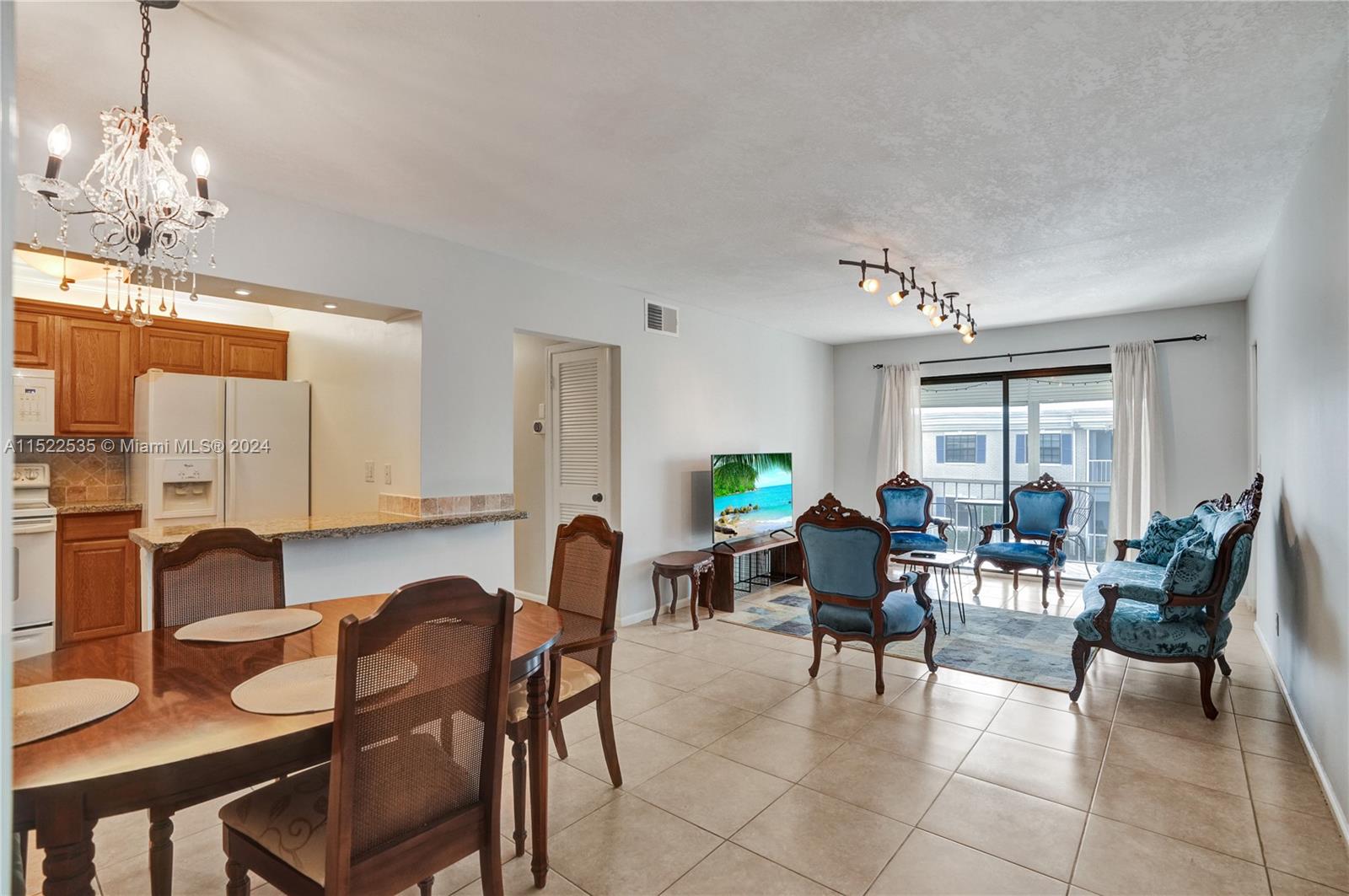 CYPRESS CLUB CONDO - Residential Lease