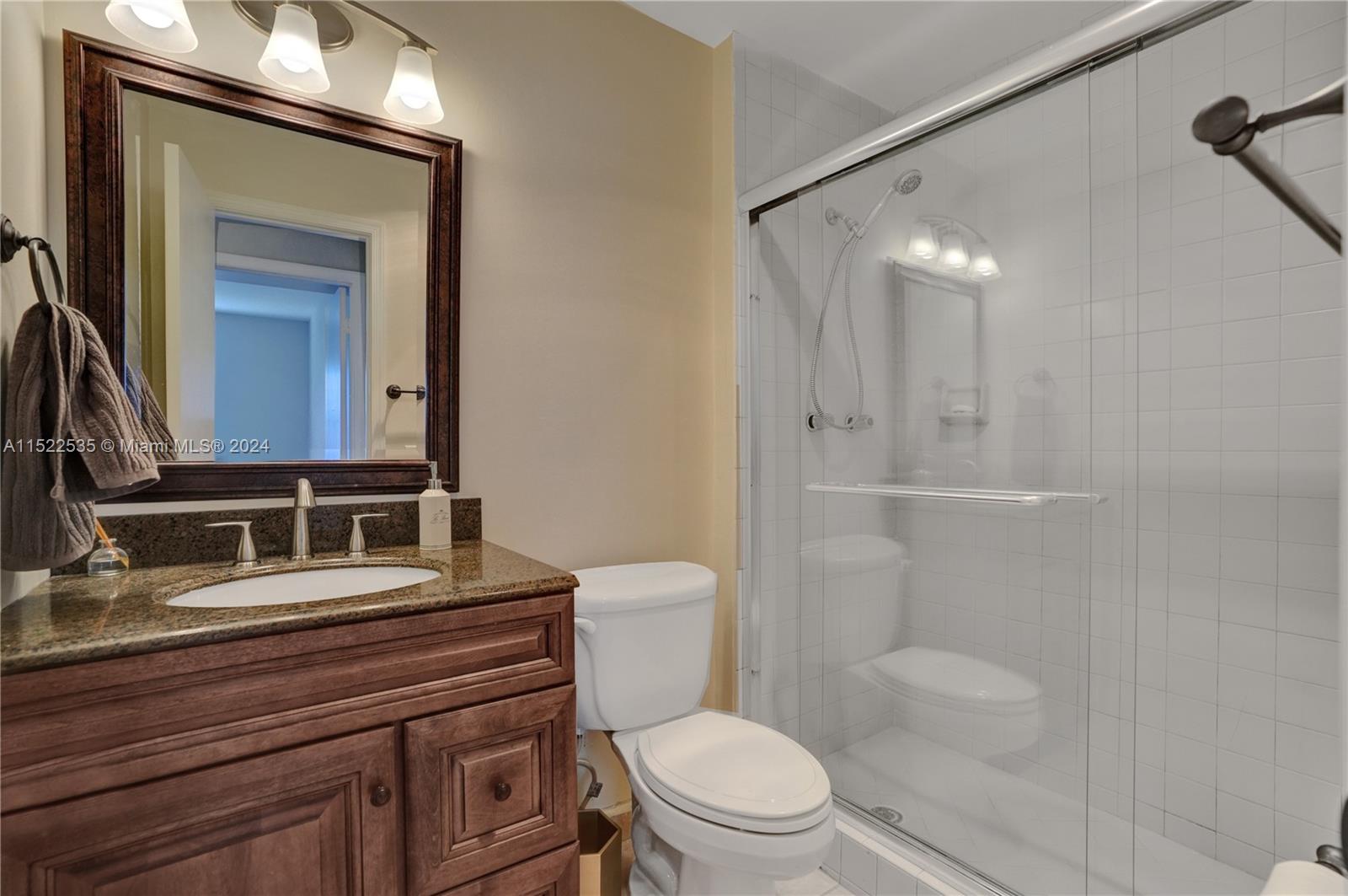CYPRESS CLUB CONDO - Residential Lease