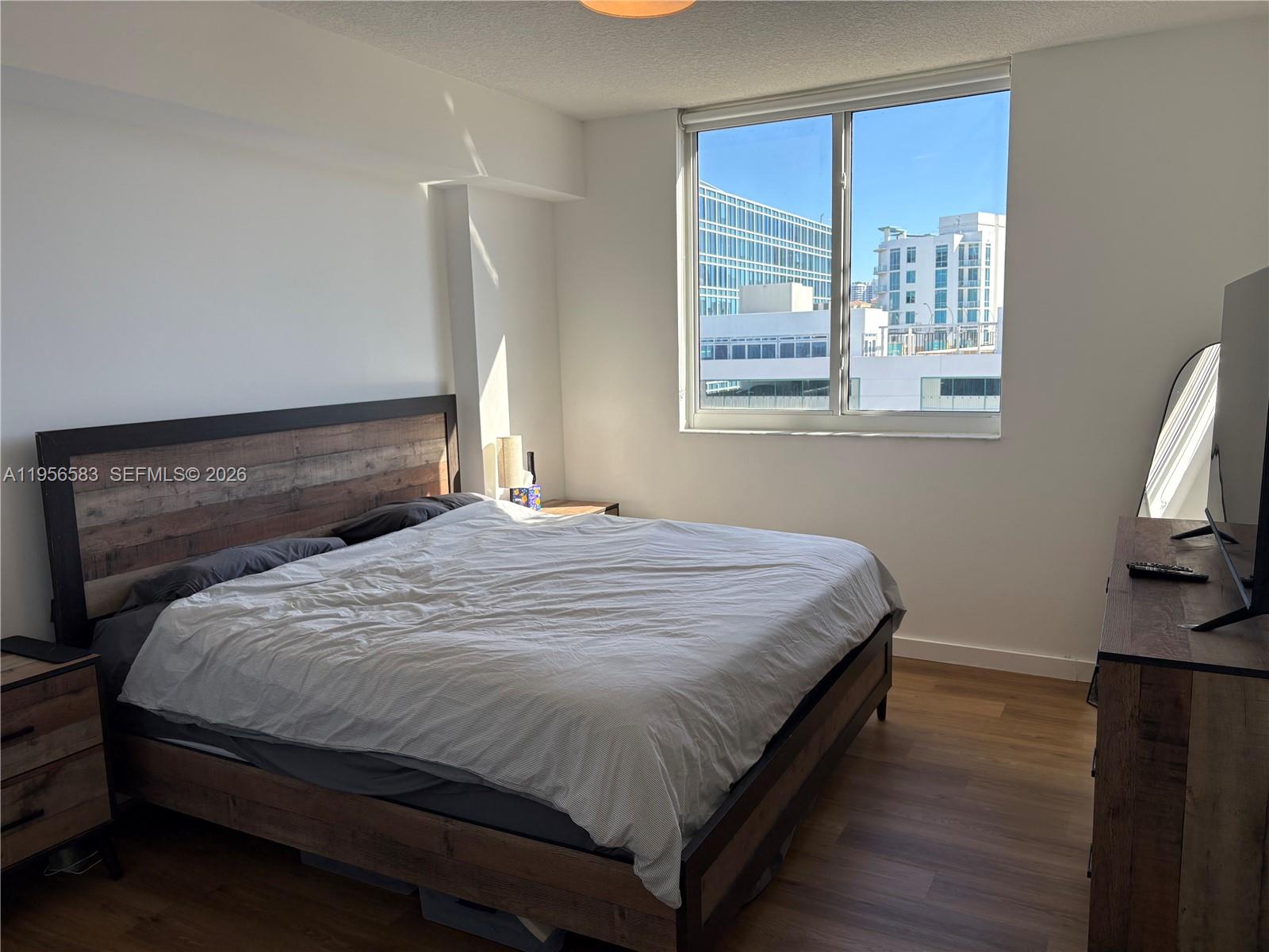 VENTURE AT AVENTURA EAST - Residential