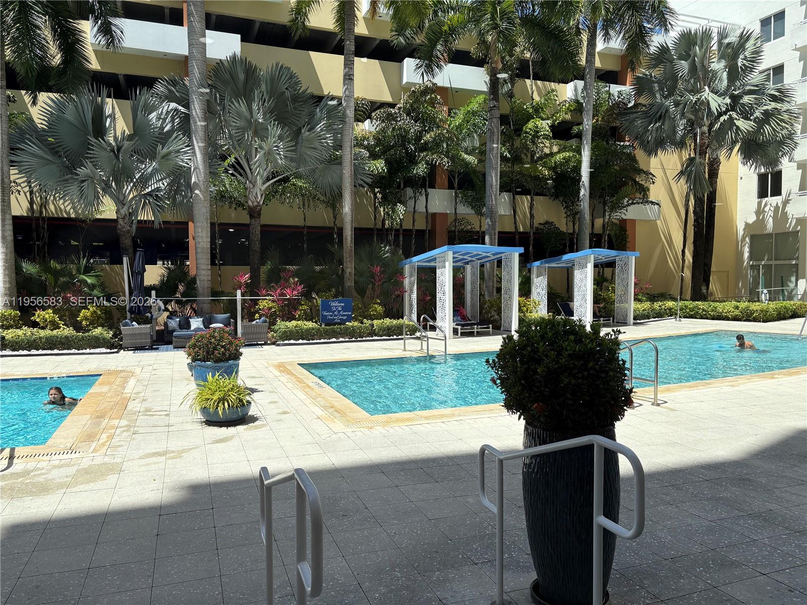 VENTURE AT AVENTURA EAST - Residential