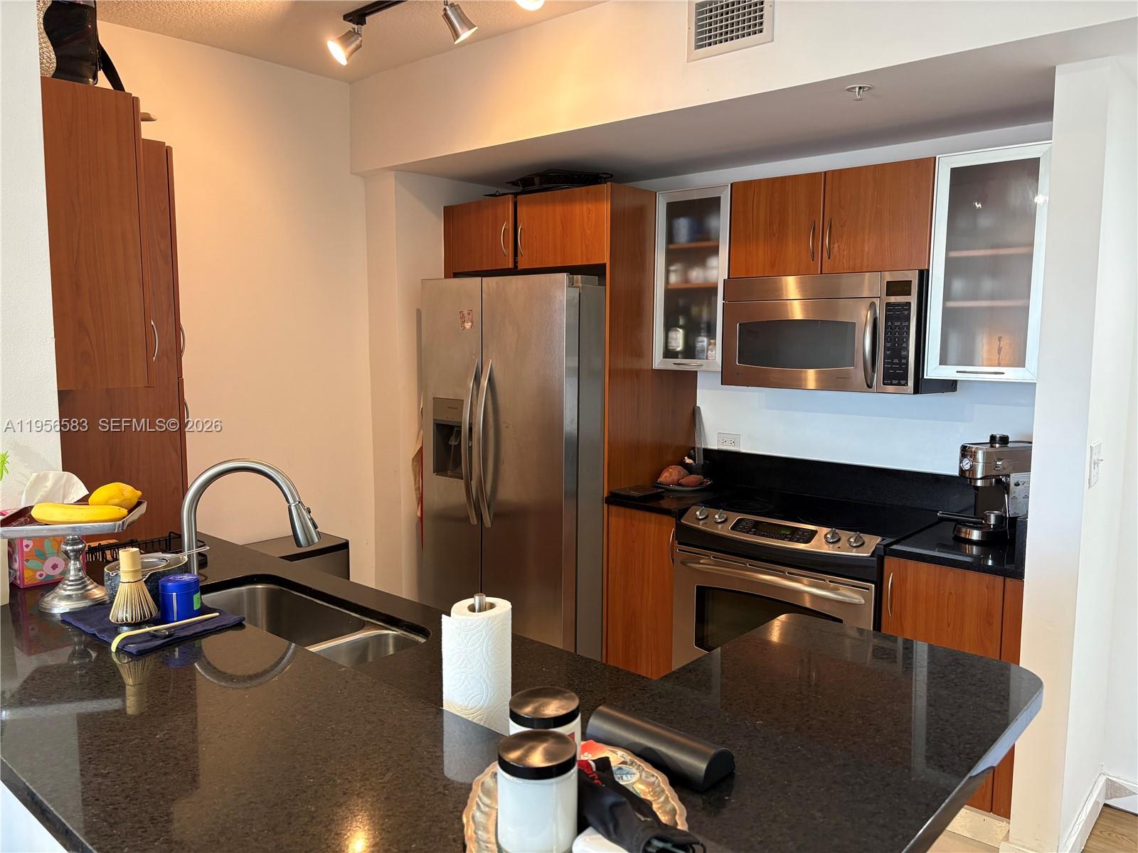 VENTURE AT AVENTURA EAST - Residential