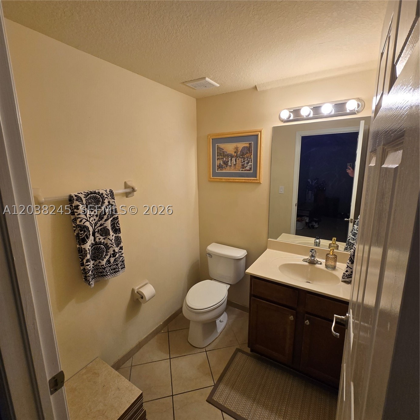 SILVER PALM EAST SEC THRE - Residential