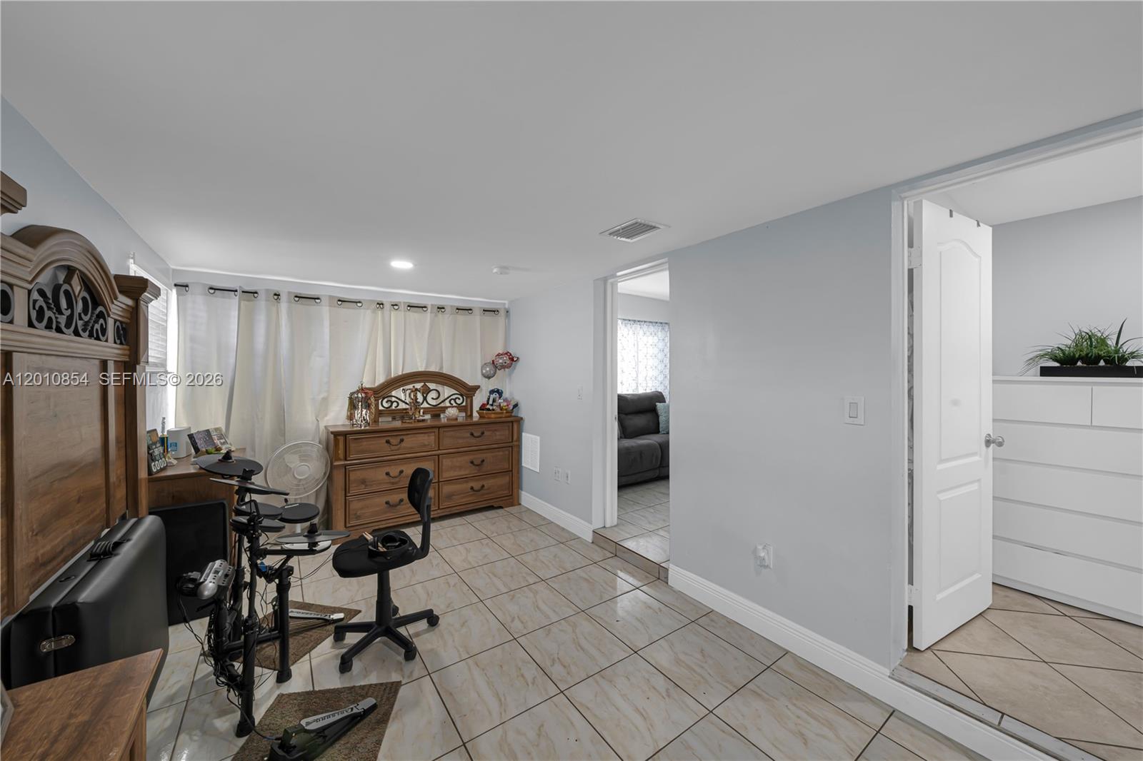 SWEETWATER GROVES .14 AC - Residential Income