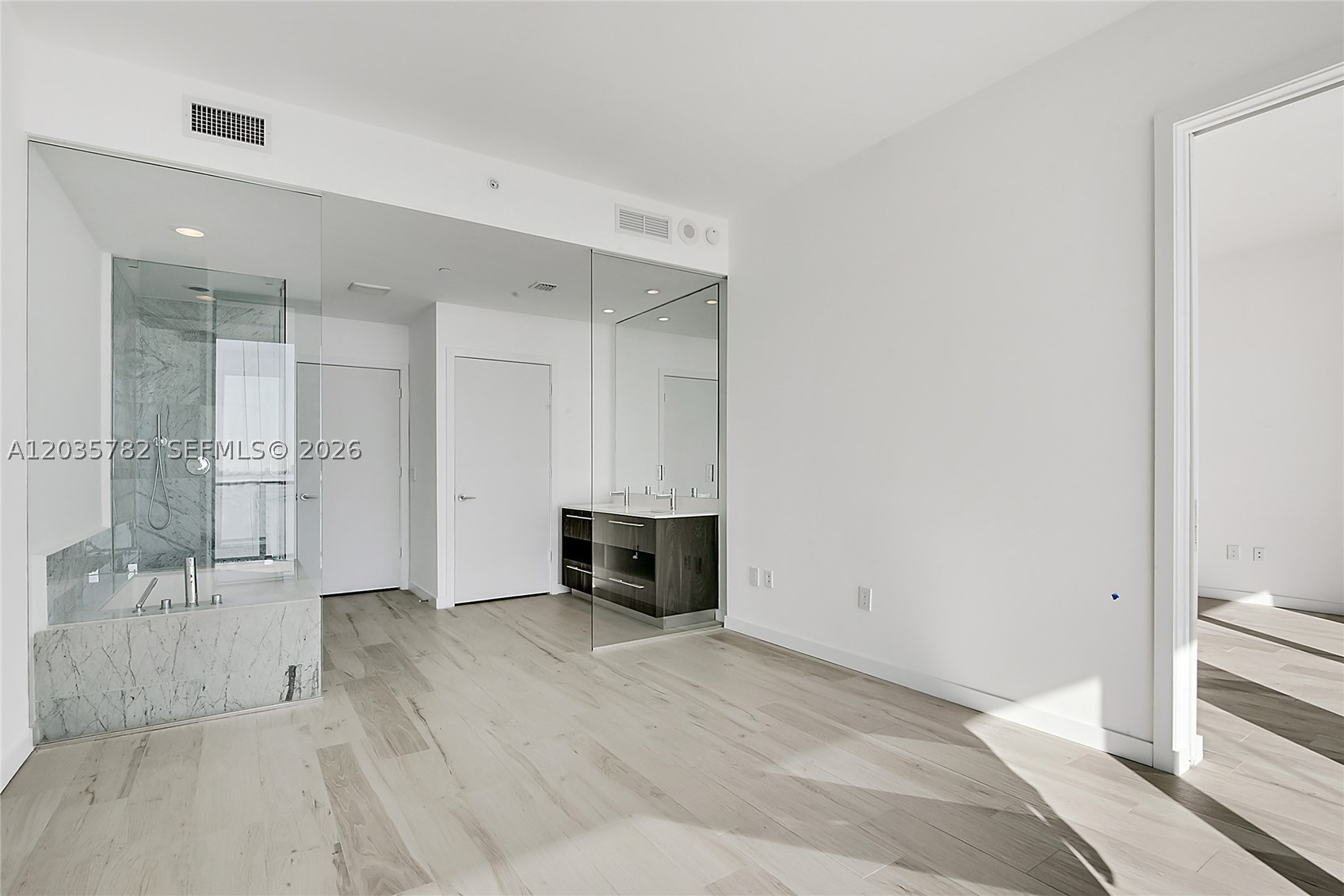 GRAN PARAISO CONDO - Residential Lease