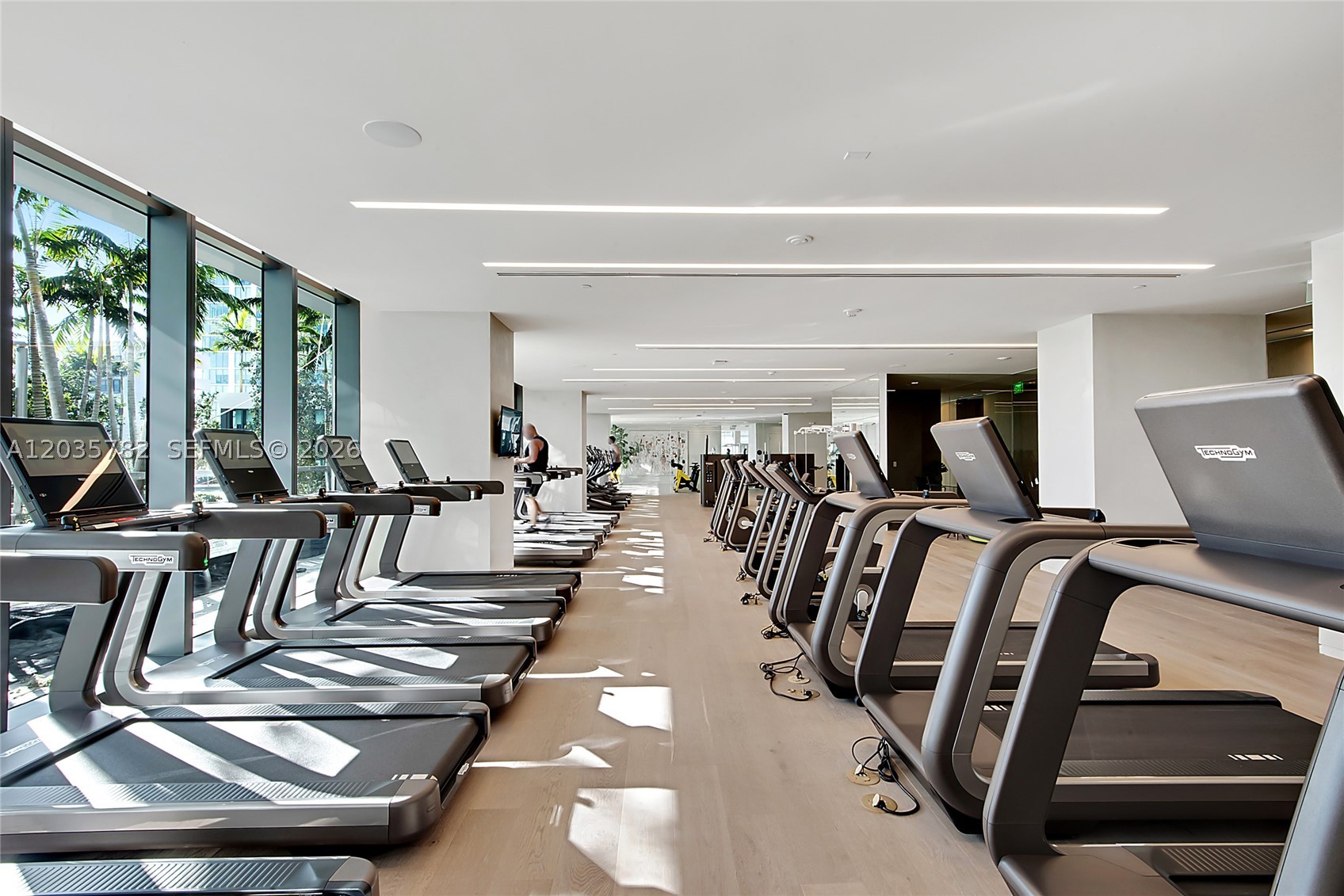 GRAN PARAISO CONDO - Residential Lease