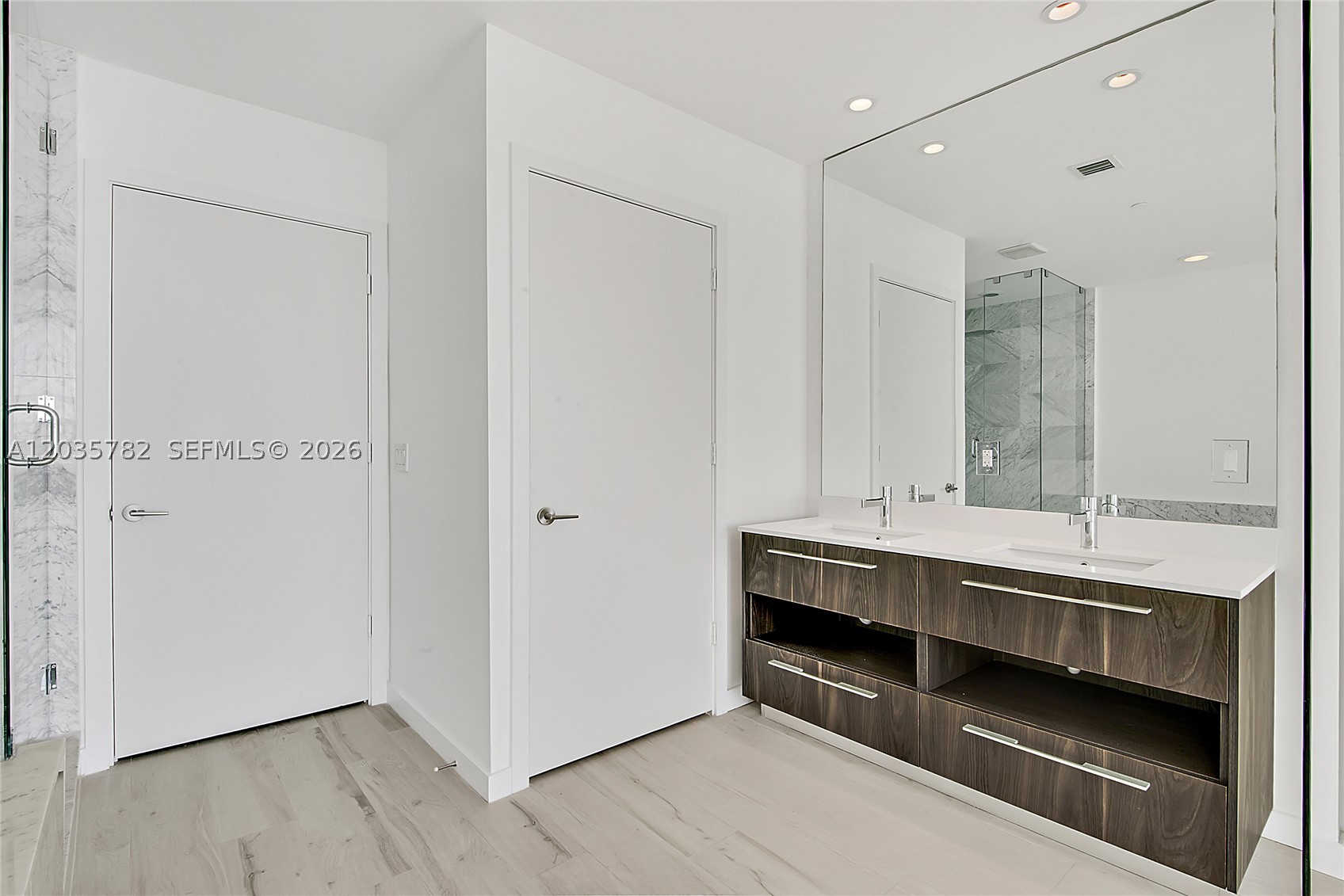 GRAN PARAISO CONDO - Residential Lease
