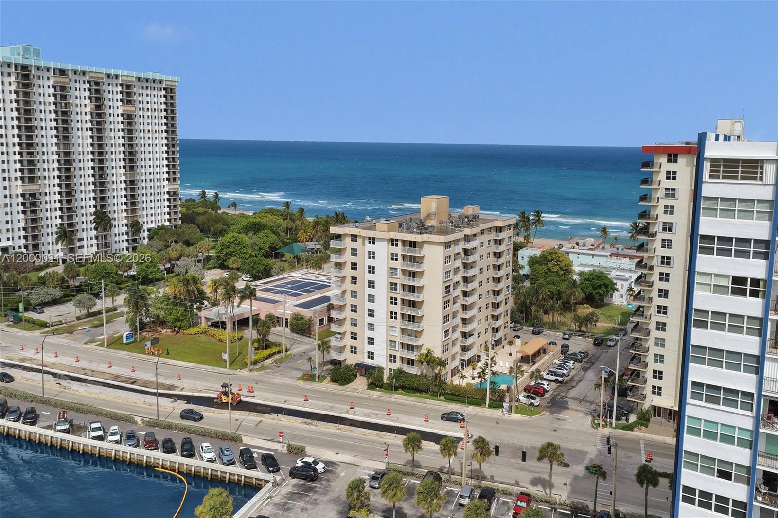 STRATFORD TOWERS CONDO - Residential