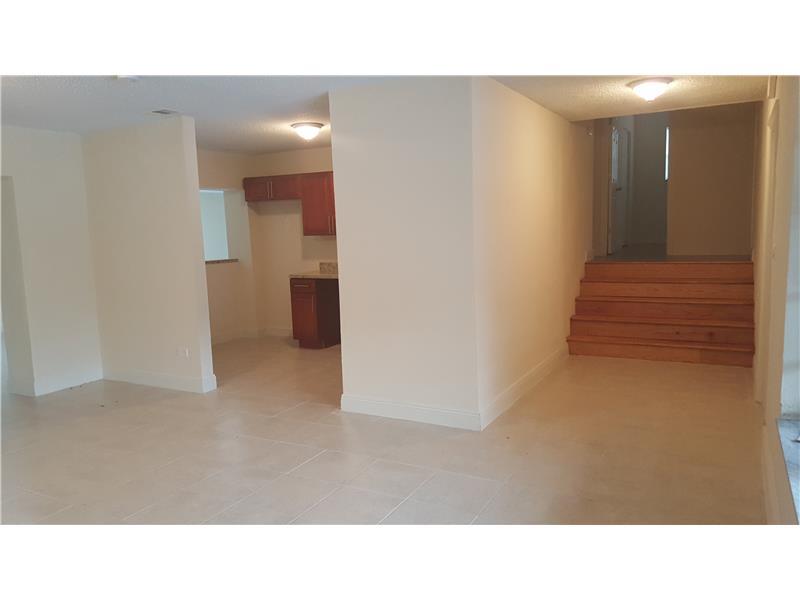 MANSIONETTE HOMES SEC 2 - Residential Lease
