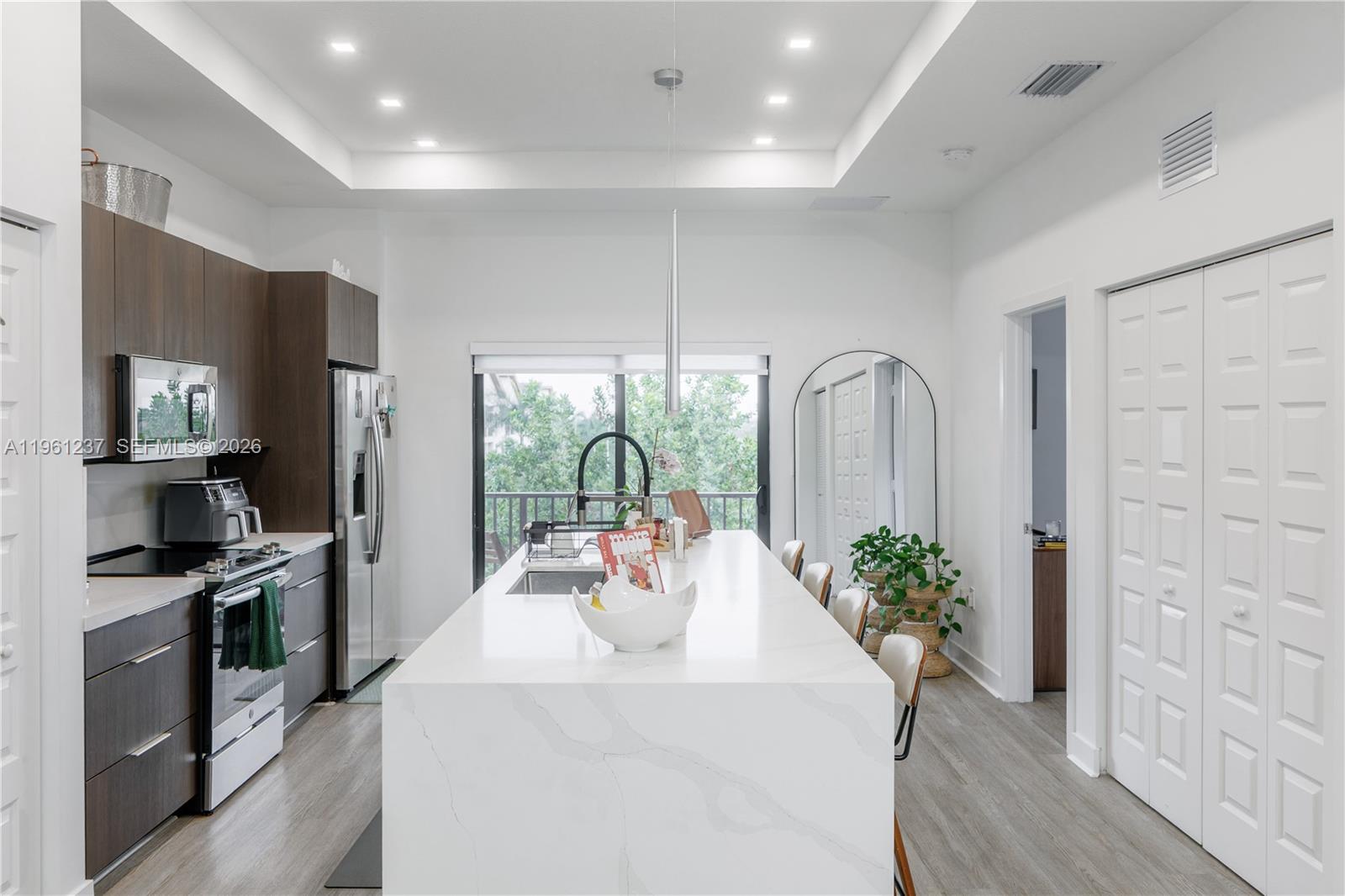 APEX AT PARK CENTRAL COND - Residential