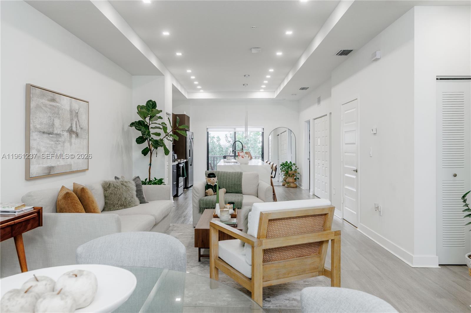 APEX AT PARK CENTRAL COND - Residential