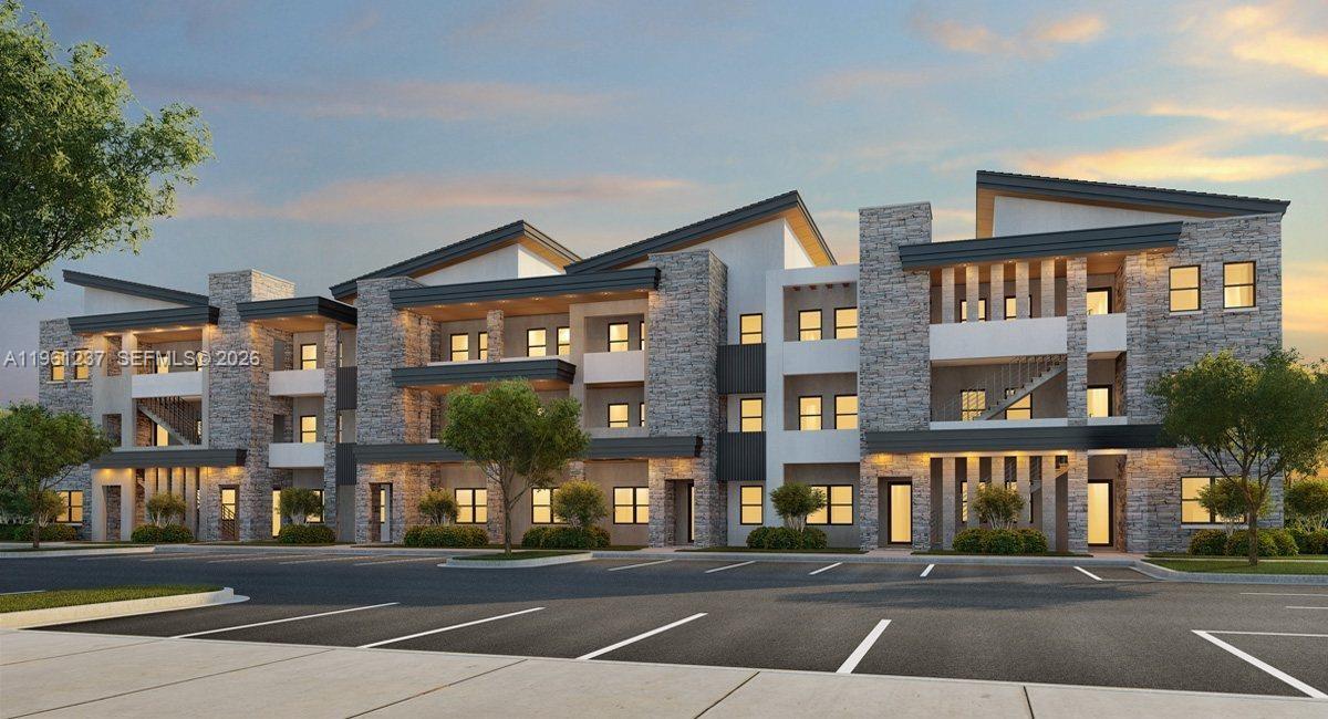 APEX AT PARK CENTRAL COND - Residential