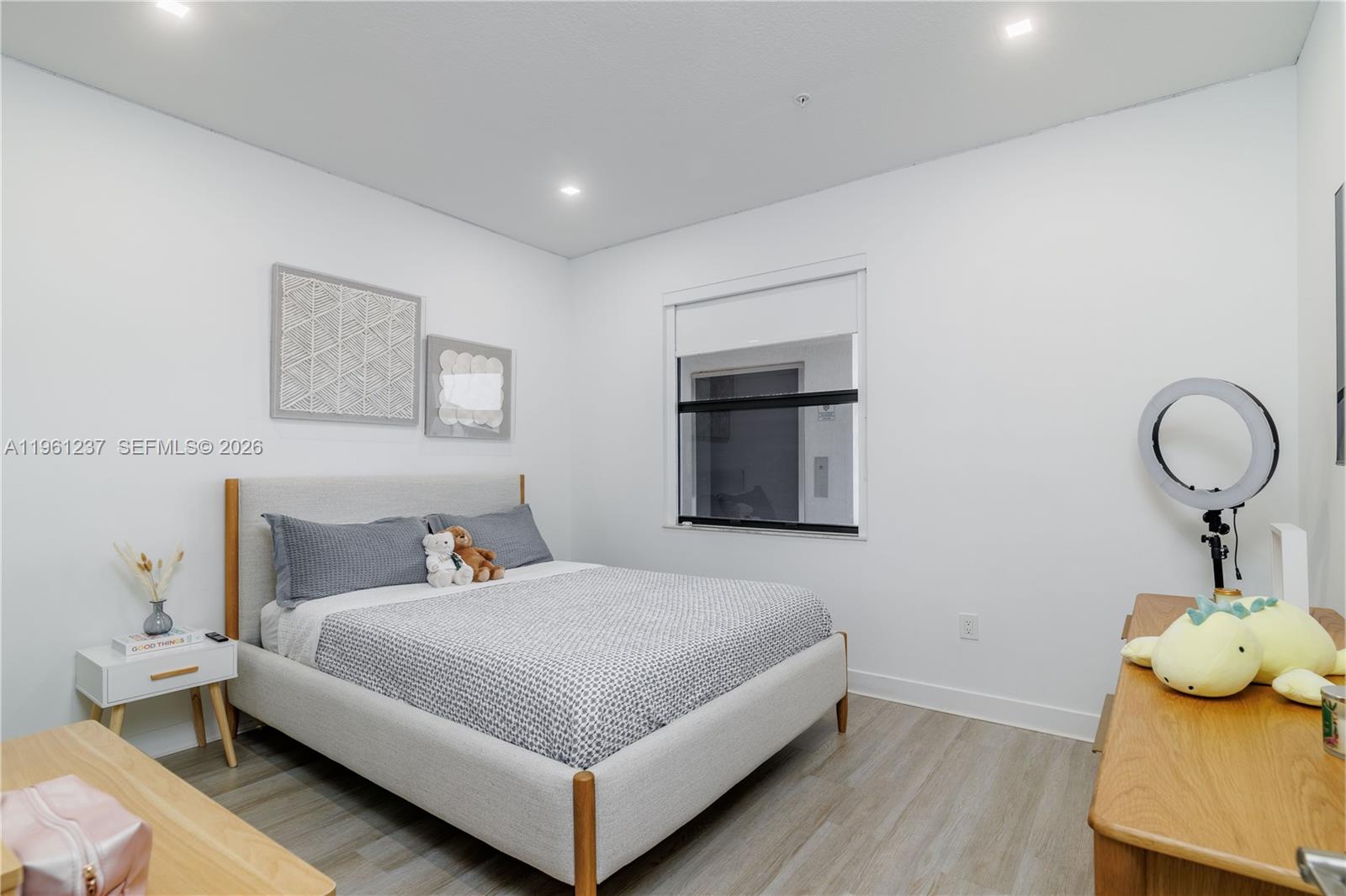 APEX AT PARK CENTRAL COND - Residential