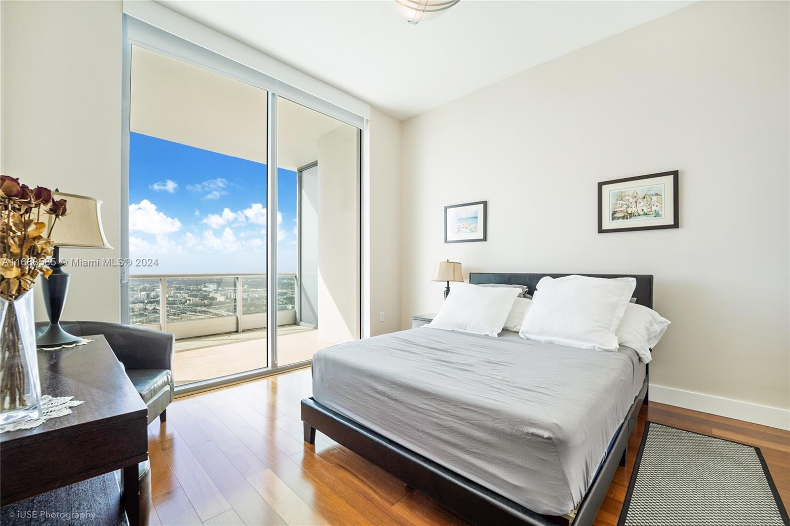 900 BISCAYNE BAY CONDO - Residential Lease
