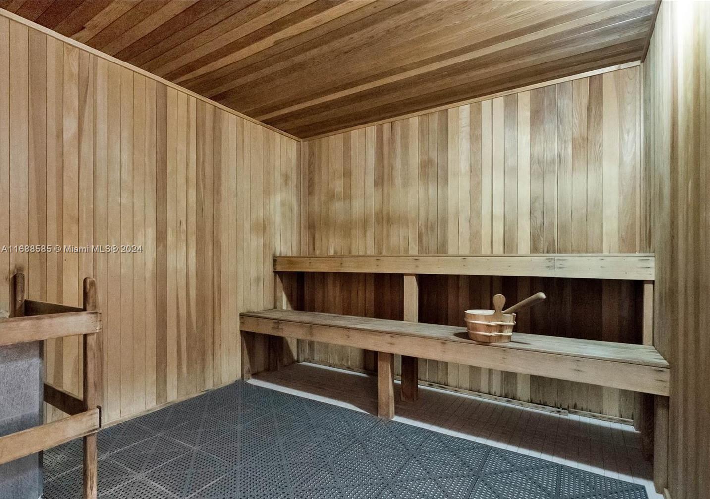 900 BISCAYNE BAY CONDO - Residential Lease